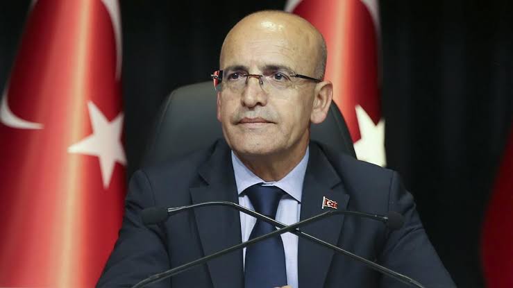 malıye bakanı
