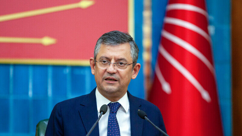 ozgur ozel2